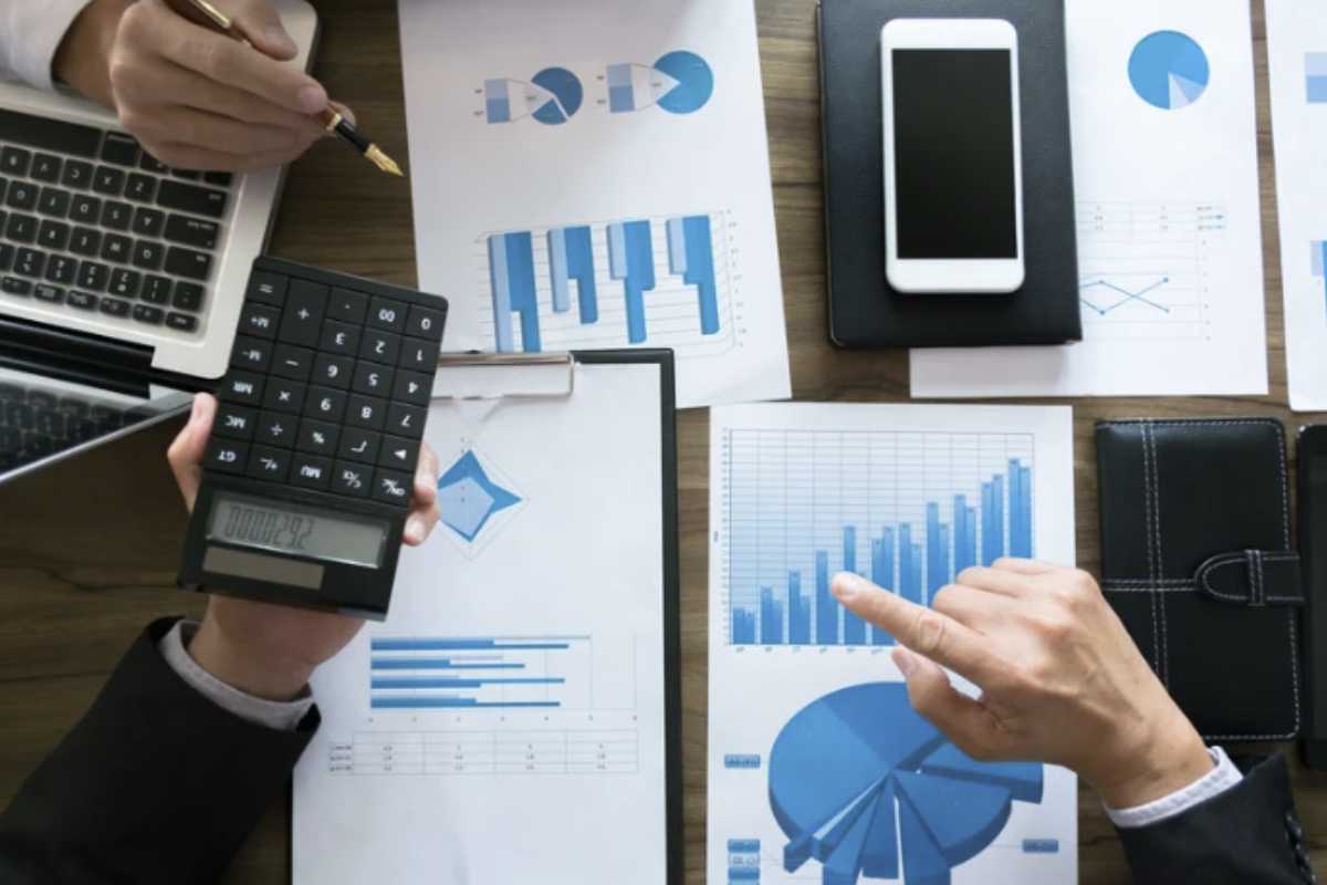 Sebbene la normativa italiana garantisca la gratuità dell’operazione per il mutuatario, possono emergere oneri accessori, in particolare legati