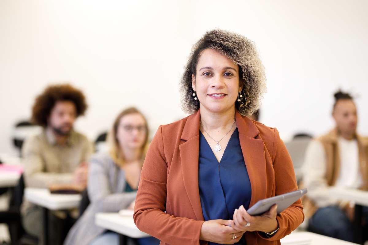 quanto guadagna un professore universitario
